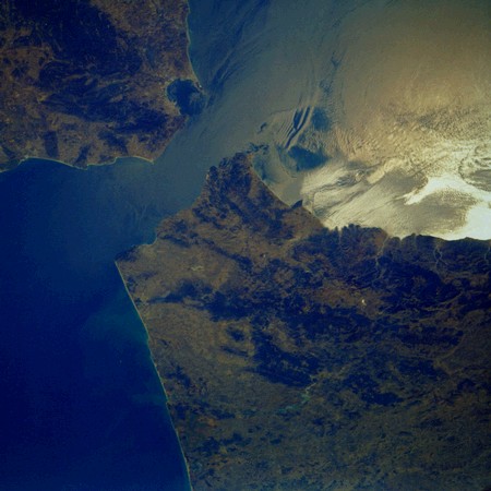 Solitons, (100 mm), Gibraltar